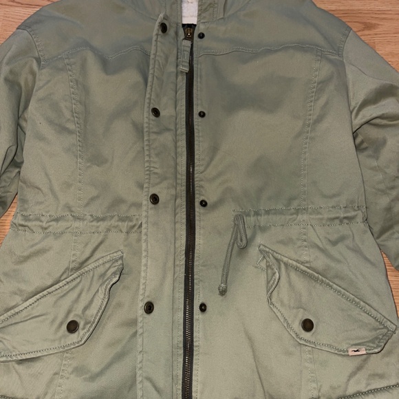Women’s Hollister Light Green Sherpa Lined Jacket / Coat with Hood - Picture 5 of 7
